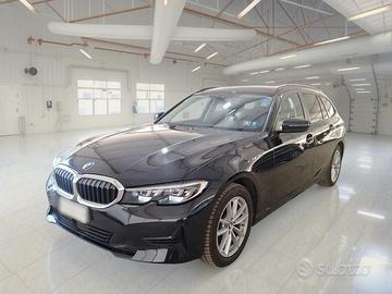 BMW 318 48V BUSINESS ADVANTAGE TOURING AUTO STATIO