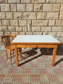 Tavolo rettangolare in legno Massello chiaro