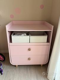 Fasciatoio e lettino Ikea rosa