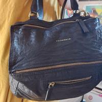 Givenchy pandora 