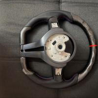 Volante carbonio e pelle bmw serie F