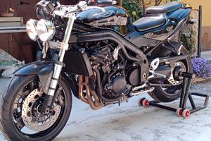 Triumph Speed Triple 955i - 2004