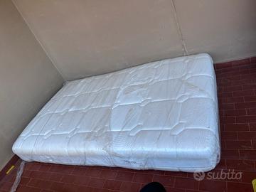 Dorelan una piazza e mezzacon rete