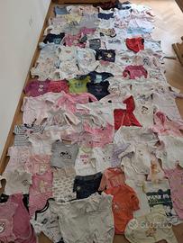 Lotto Bimba 0-24 mesi: Vestiti, Giochi e Accessori