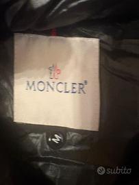 Moncler smanicato