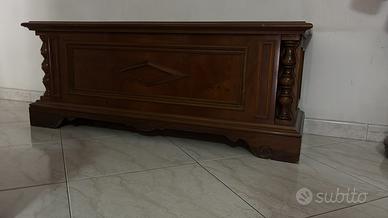 Cassapanca in legno