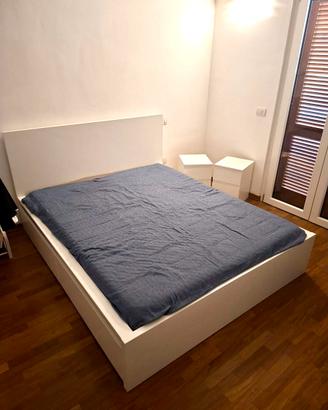 Letto Ikea Malm bianco + 2 comodini e materasso