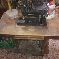 Macchine da cucire d'epoca