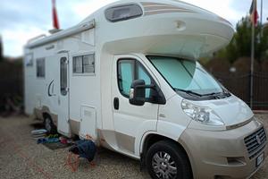 camper mansardato con garage
