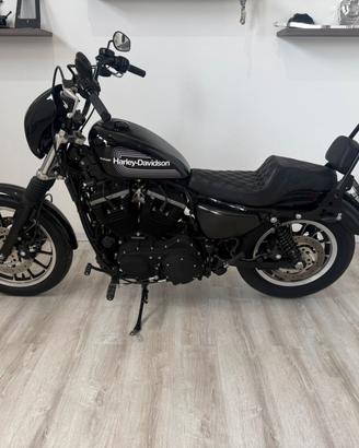 Harley-davidson 883 Sportster R