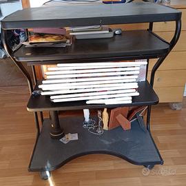 Tavolo portacomputer o porta tv, stampante, video