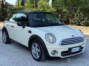 Mini 1.6 16V Cooper D Chili