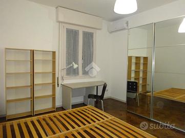 MONOLOCALE A FERRARA