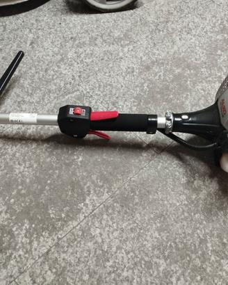 DECESPUGLIATORE A MOTORE