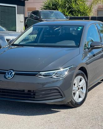 Volkswagen Golf 1.0 eTSI EVO DSG Life