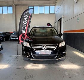 Volkswagen Tiguan 2.0 16V TDI DPF tiptronic Sport 