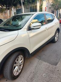 NISSAN Qashqai 2ª serie - 2015