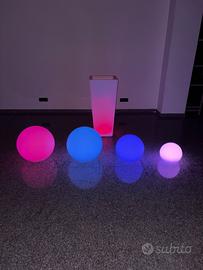 sfere luminose solari +vaso decorativo da giardino