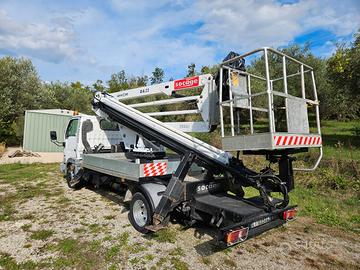 PIATTAFORMA AEREA  22 METRI SU NISSAN CABSTAR