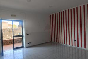 Locale uso ufficio entrata indipendente