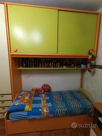 ponte cameretta e lampadario 