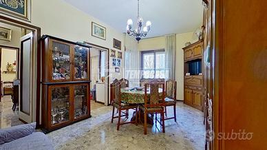 AMPIO TRILOCALE A SAN DAMIANO