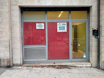 Negozio in zona semicentrale