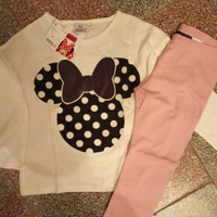 Stock vestiti nuovi bambina 6 anni