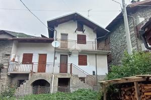 CASA SEMINDIPENDENTE A VERRAYES