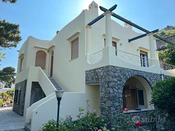 Anacapri: novembre–aprile Transitorio