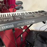 YAMAHA MOXF6