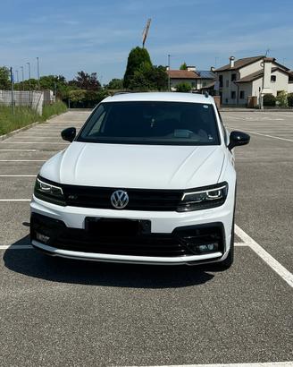 Volkswagen Tiguan R line