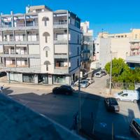 Triggiano Viale Aldo Moro- 146 mq- 3 balconi