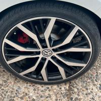 Cerchi lega golf GT performance 225 35 ZR 19