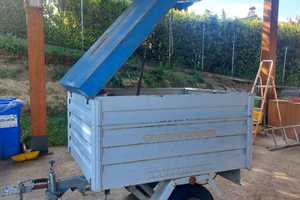 Rimorchio appendice con documenti