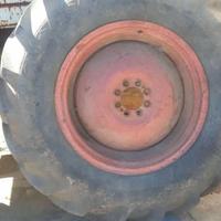 Ruote pneumatici trattore ford massey ferguson