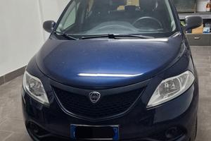 Lancia Ypsilon 1.2 bz/gpl 