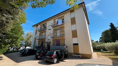 Appartamento a Caldarola, 2 piano, 6 locali