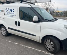 Fiat doblo cargo metano