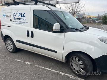 Fiat doblo cargo metano