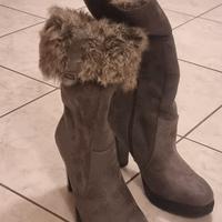 stivaletto donna scamosciato