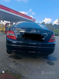 mercedes class c 250 w204  4MATIC
