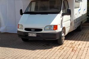 Camper Ford