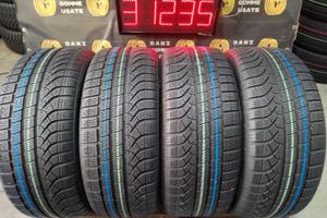 4 GOMME DA NEVE 245 45 18 DELLA PIRELLI CON 80% DO