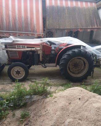 trattore agricolo fiat 5560