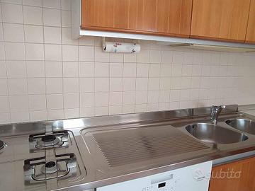 Piano di acciaio inox, 2 vasche + rubinetto Franke