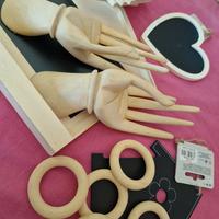 Oggetti in legno per arte creativa