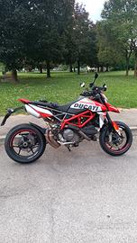 ducati hypermotard 950