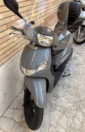 Peugeot Tweet 125 - 2021