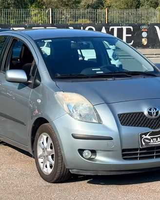 Toyota Yaris 1.4 D-4D 5 porte M-MT Navi